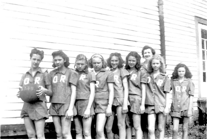 1947-48ORGirlsBB